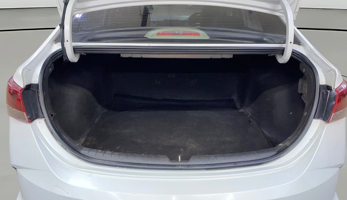 2022 Hyundai Verna SX (O)1.5 VTVT, Petrol, Manual, 45,558 km, Boot Open Zoomed View