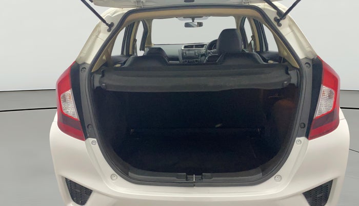 2017 Honda Jazz 1.2L I-VTEC SV, Petrol, Manual, 1,24,203 km, Boot Open Zoomed View