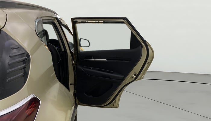 2020 KIA SONET HTK PLUS 1.0 IMT, Petrol, Manual, 94,904 km, RHS Rear Door