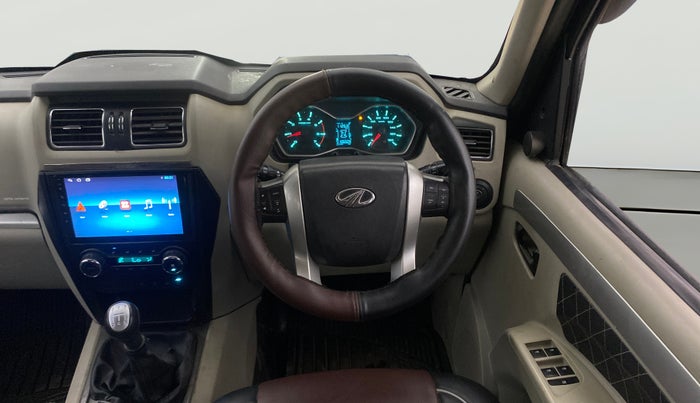 2014 Mahindra Scorpio S10, Diesel, Manual, 1,06,506 km, Steering Wheel Close Up