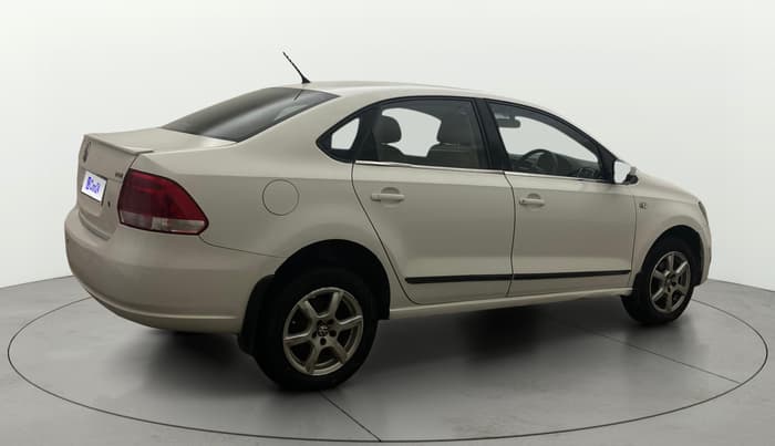 2014 Volkswagen Vento HIGHLINE DIESEL 1.6, Diesel, Manual, 1,05,013 km, Right Back Diagonal