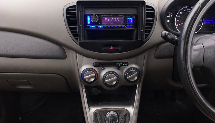 2016 Hyundai i10 MAGNA 1.1, Petrol, Manual, 60,445 km, Air Conditioner