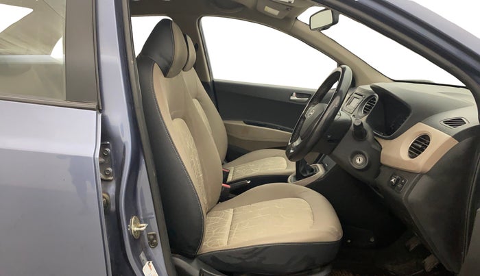 2016 Hyundai Xcent SX 1.2, CNG, Manual, 59,155 km, Right Side Front Door Cabin