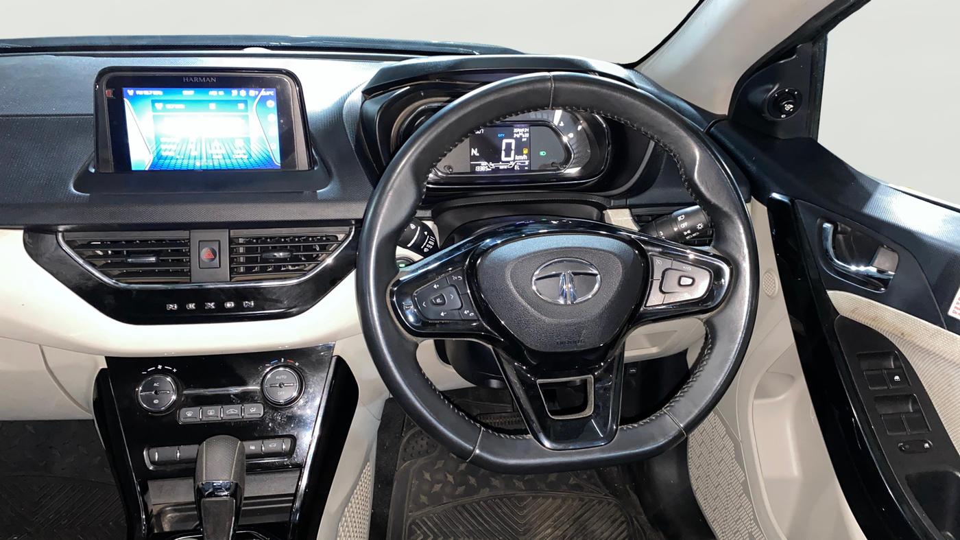 2023 Tata NEXON XZA PLUS SUNROOF PETROL, Petrol, Automatic, 13,380 km, Steering Wheel Close Up