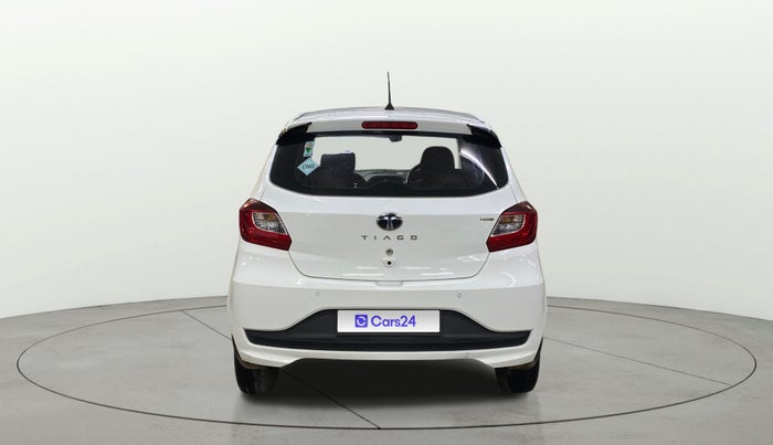 2025 Tata Tiago XZ PLUS CNG DUAL TONE, CNG, Manual, 16,412 km, Back/Rear