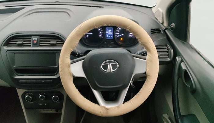 2018 Tata Tiago XE PETROL, Petrol, Manual, 62,656 km, Steering Wheel Close Up