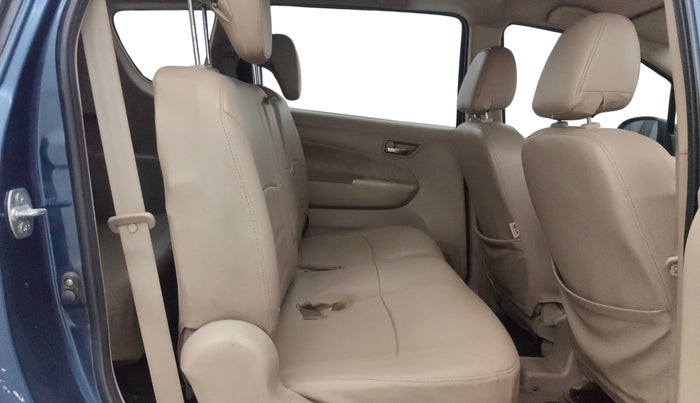 2014 Maruti Ertiga VXI, Petrol, Manual, 86,808 km, Right Side Rear Door Cabin