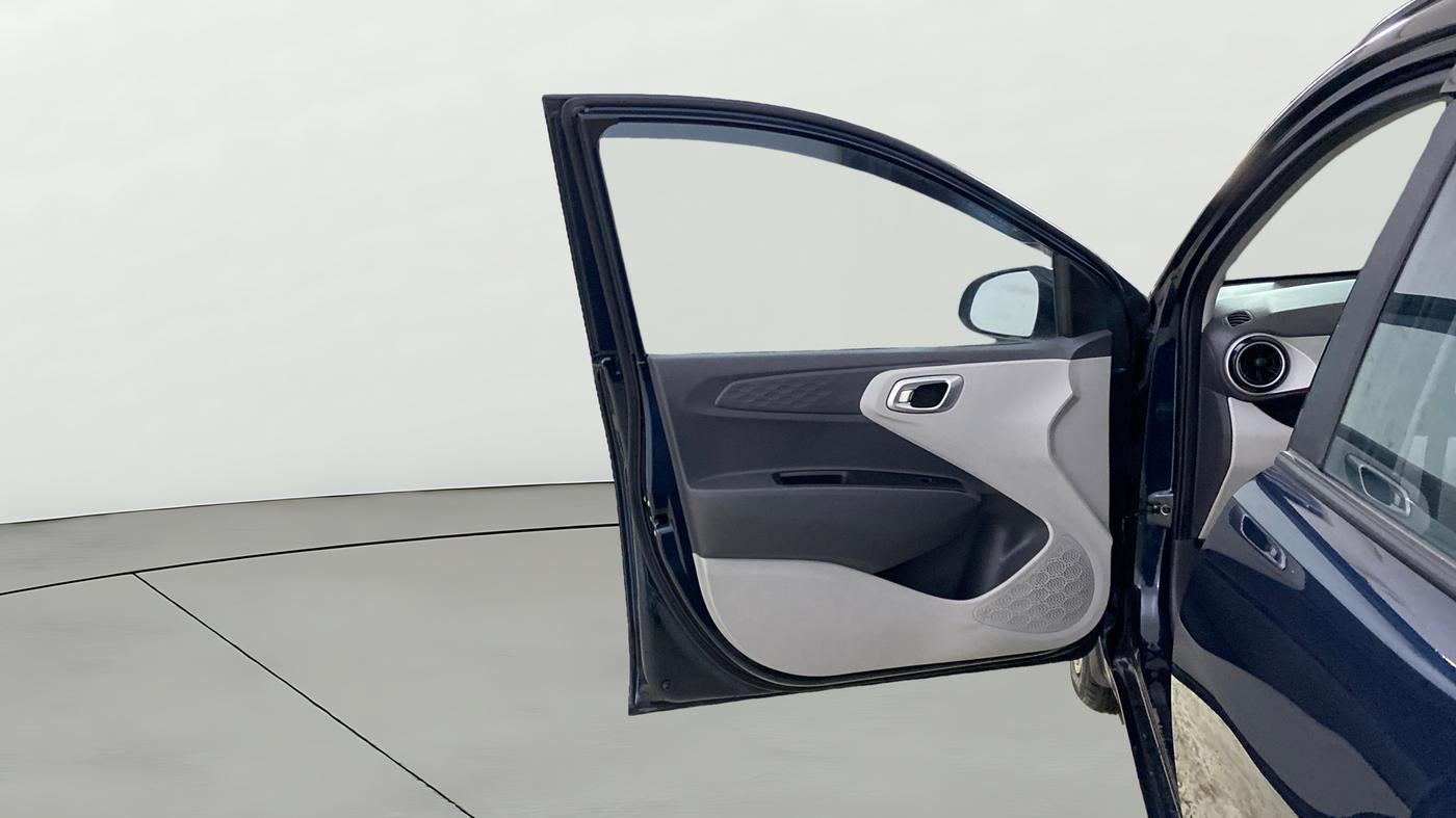 2025 Hyundai GRAND I10 NIOS SPORTZ AMT 1.2 KAPPA VTVT, Petrol, Automatic, 3,196 km, LHS Front Door