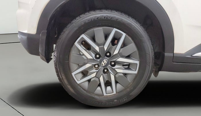 2021 Hyundai VENUE SX 1.0 (O) TURBO IMT, CNG, Manual, 67,305 km, Right Rear Wheel