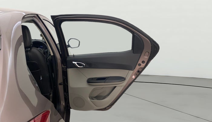 2018 Tata Tiago XZ PETROL, Petrol, Manual, 22,113 km, RHS Rear Door