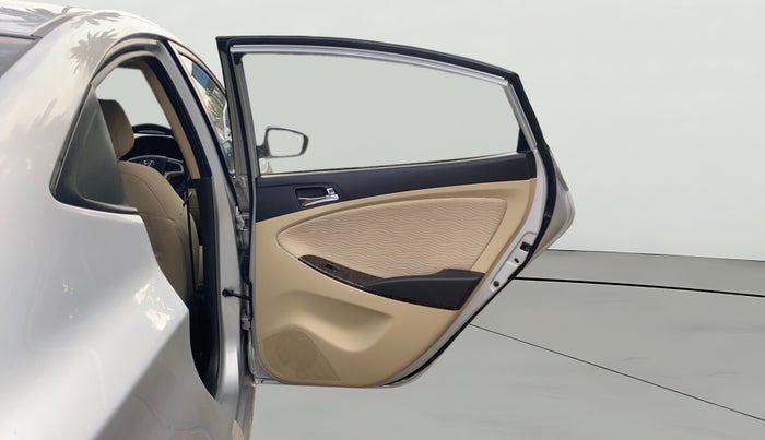 2012 Hyundai Verna FLUIDIC 1.6 VTVT EX, Petrol, Manual, 37,666 km, RHS Rear Door