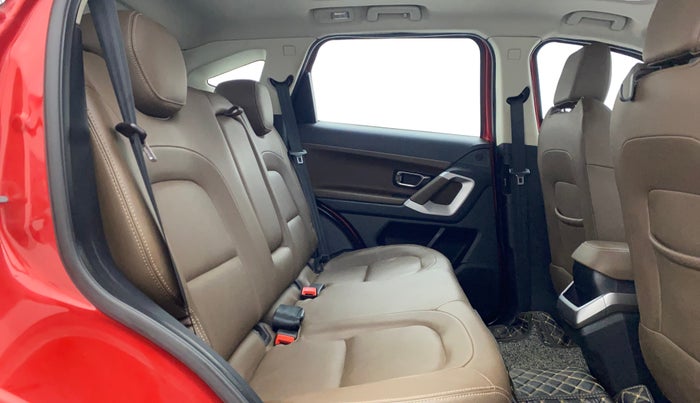 2021 Tata Harrier XZ PLUS 2.0L DUAL TONE, Diesel, Manual, 1,06,689 km, Right Side Rear Door Cabin