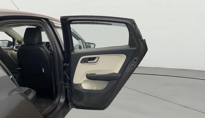 2021 Tata ALTROZ XZ PETROL, Petrol, Manual, 5,768 km, RHS Rear Door