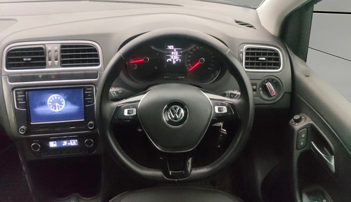 2020 Volkswagen Polo HIGHLINE PLUS 1.0L TSI, Petrol, Manual, 42,149 km, Steering Wheel Close Up