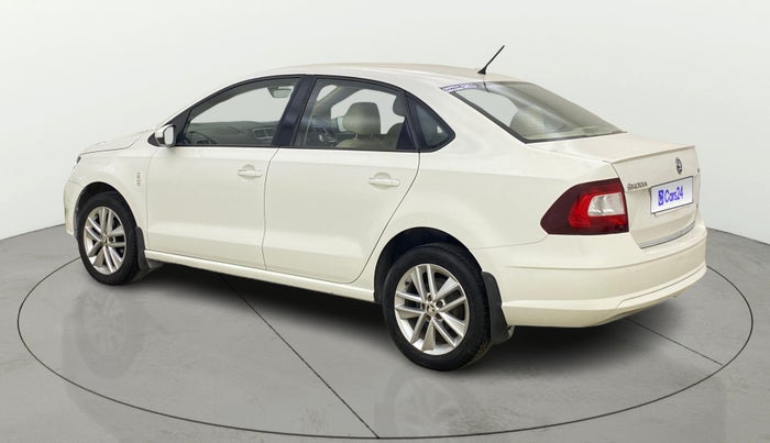 2017 Skoda Rapid STYLE 1.6 MPI AT, Petrol, Automatic, 54,614 km, Left Back Diagonal