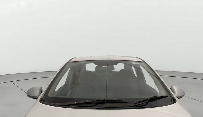 2014 Hyundai Xcent S (O) 1.2, Petrol, Manual, 1,18,579 km, Front Windshield