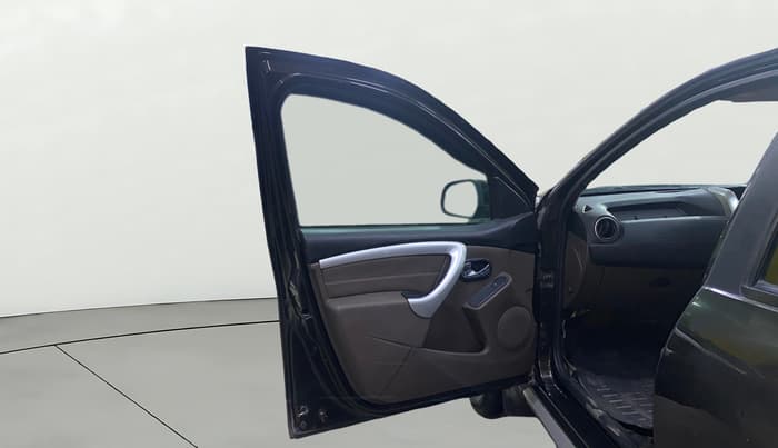 2017 Renault Duster 110 PS RXZ 4X2 AMT DIESEL, Diesel, Automatic, 74,589 km, LHS Front Door