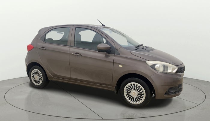 2017 Tata Tiago XT PETROL, Petrol, Manual, 30,618 km, Right Front Diagonal