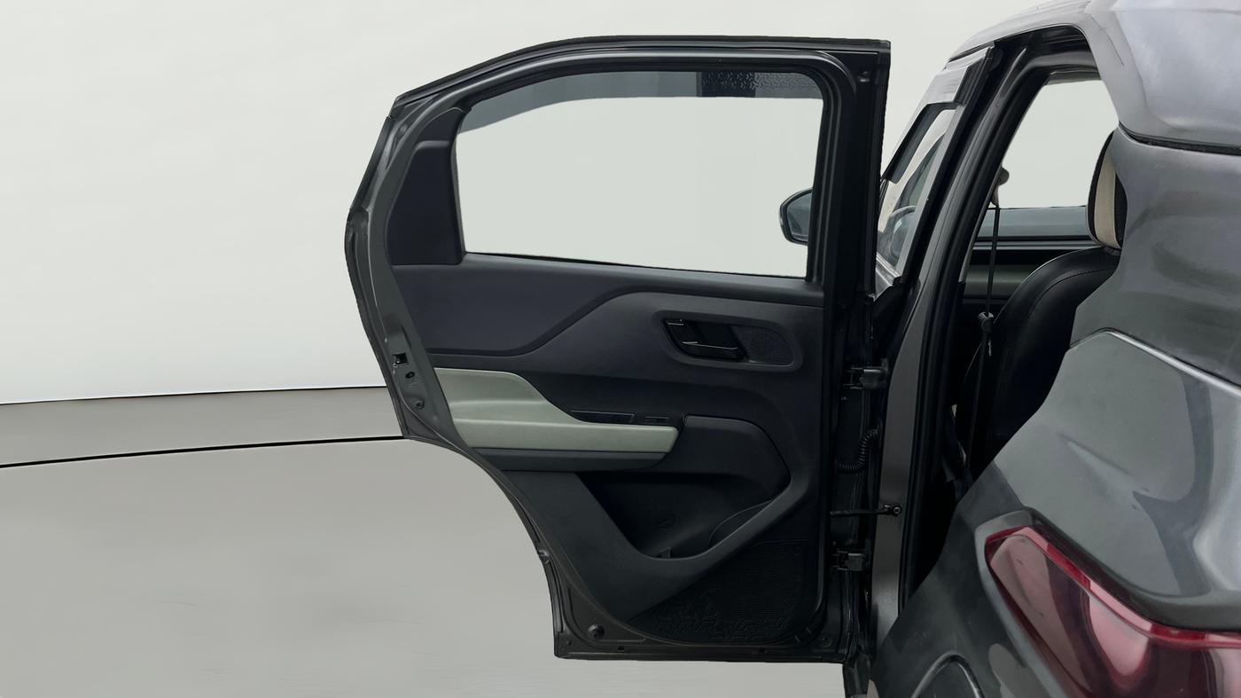 2022 Tata PUNCH ADVENTURE AMT, Petrol, Automatic, 24,678 km, LHS Rear Door