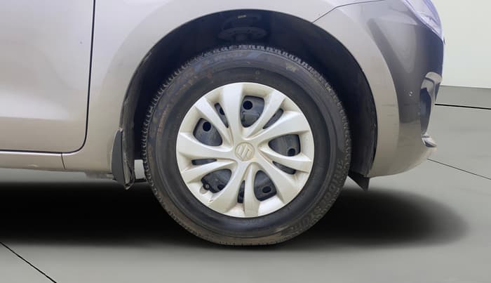 2020 Maruti Swift VXI AMT, Petrol, Automatic, 7,372 km, Right Front Wheel