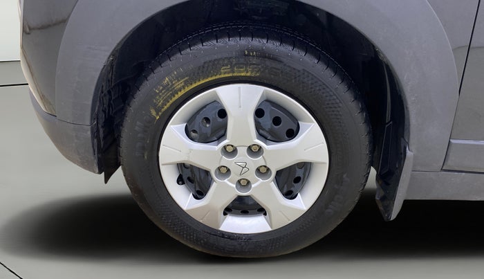 2025 Mahindra XUV 3XO MX2 Pro 1.2 L TCMPFi, Petrol, Manual, 8,725 km, Left Front Wheel