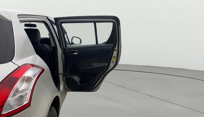 2015 Maruti Swift VXI, Petrol, Manual, 75,966 km, RHS Rear Door