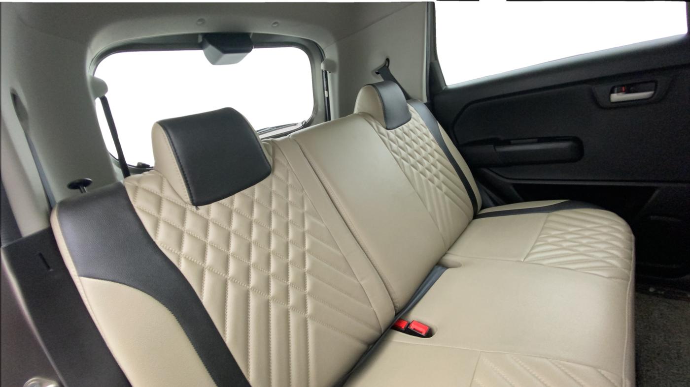 2022 Maruti New Wagon-R ZXI 1.2 AMT, Petrol, Automatic, 40,409 km, Right Side Rear Door Cabin