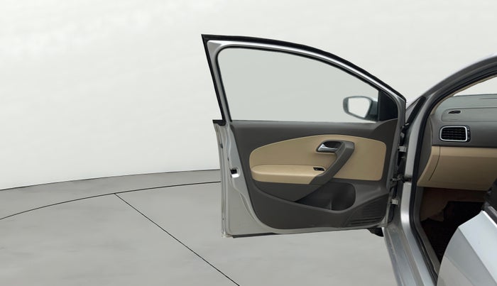 2016 Volkswagen Vento HIGHLINE PETROL AT, Petrol, Automatic, 83,011 km, LHS Front Door