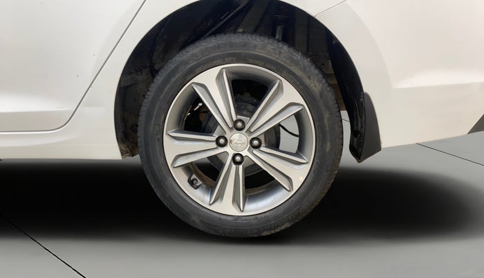 2018 Hyundai Verna 1.6 VTVT SX O, Petrol, Manual, 55,654 km, Left Rear Wheel