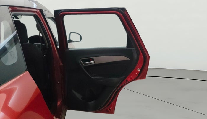 2018 Maruti Vitara Brezza ZDI PLUS AMT, Diesel, Automatic, 51,093 km, RHS Rear Door