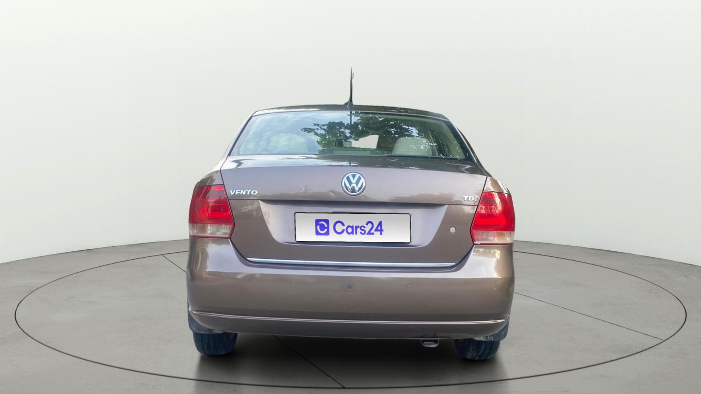 2015 Volkswagen Vento HIGHLINE DIESEL 1.5, Diesel, Manual, 1,09,637 km, Back/Rear