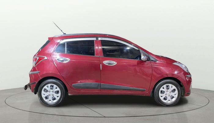 2016 Hyundai Grand i10 SPORTZ 1.2 KAPPA VTVT, Petrol, Manual, 34,118 km, Right Side View