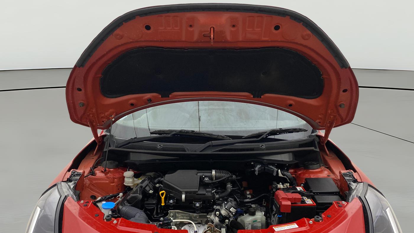 2025 Maruti Swift VXi (O) AMT, Petrol, Automatic, 2,472 km, Open Bonet