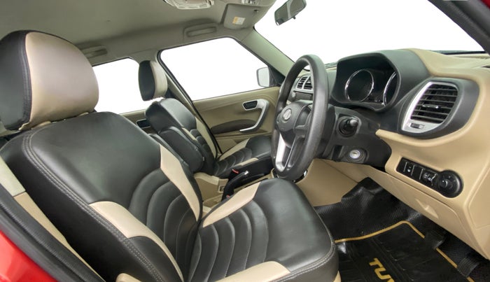 2016 Mahindra TUV300 T8 AMT, Diesel, Automatic, 81,360 km, Right Side Front Door Cabin