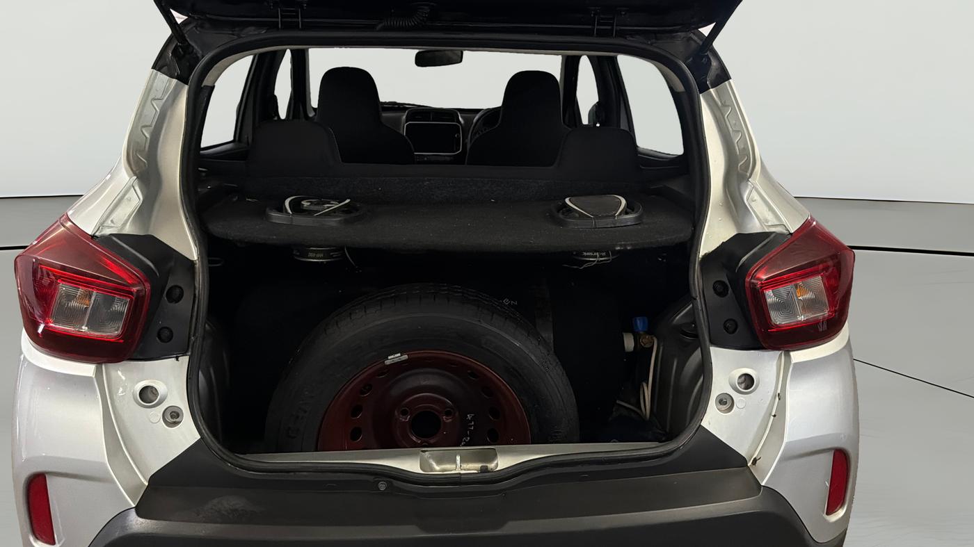 2024 Renault Kwid CLIMBER MT 1.0, CNG, Manual, 9,942 km, Boot Open Zoomed View