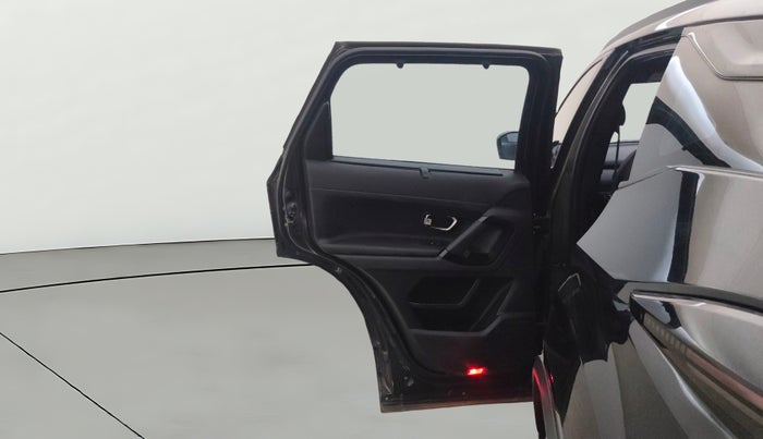 2023 Tata Harrier FEARLESS PLUS DARK EDITION, Diesel, Manual, 73,562 km, LHS Rear Door