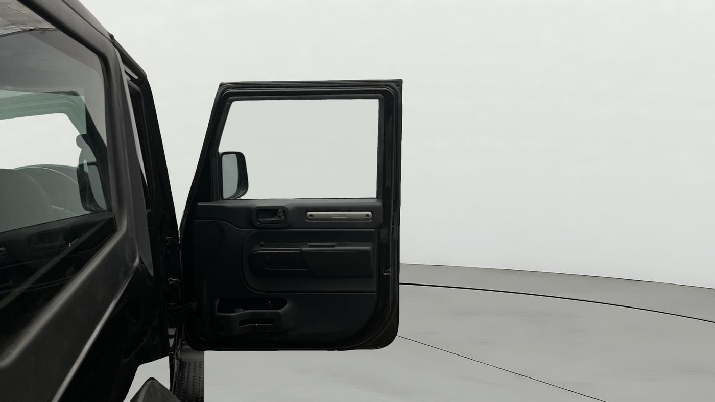 2024 Mahindra Thar LX P 2WD AT HT, Petrol, Automatic, 18,101 km, RHS Front Door