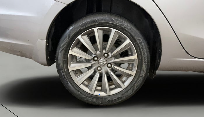 2019 Maruti Ciaz ALPHA  AT 1.5 SHVS PETROL, Petrol, Automatic, 39,361 km, Right Rear Wheel