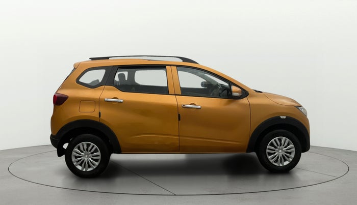 2021 Renault TRIBER RXL MT, Petrol, Manual, 64,712 km, Right Side View