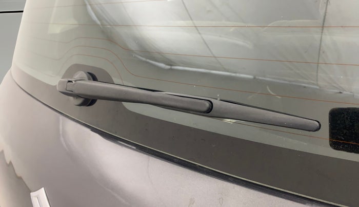 2017 Maruti Swift ZXI, Petrol, Manual, 70,066 km, Rear Wiper