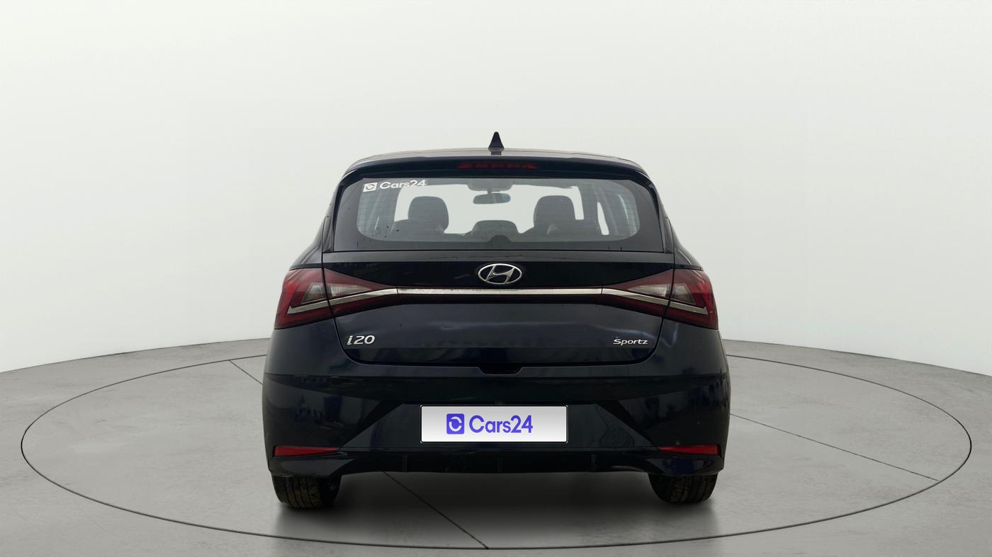 2023 Hyundai NEW I20 SPORTZ 1.2 MT, Petrol, Manual, 1,01,211 km, Back/Rear