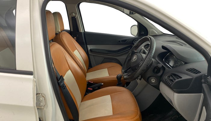 2022 Tata Tiago XM CNG, CNG, Manual, 45,892 km, Right Side Front Door Cabin