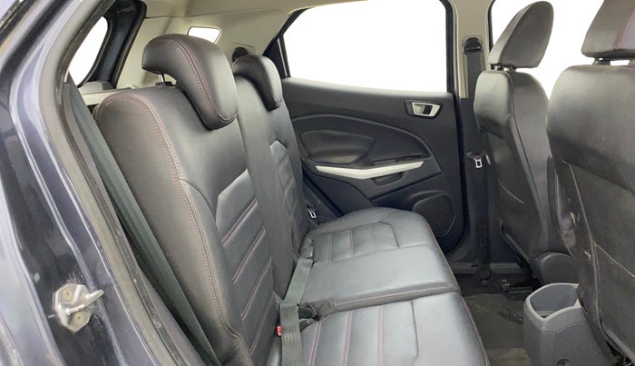 2014 Ford Ecosport TITANIUM 1.0L ECOBOOST, Petrol, Manual, 38,001 km, Right Side Rear Door Cabin