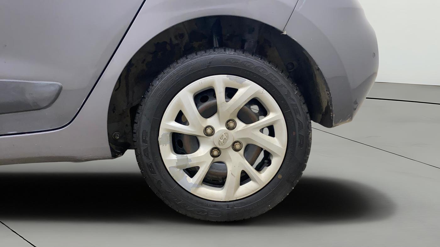 2020 Hyundai Grand i10 SPORTZ 1.2 KAPPA VTVT, Petrol, Manual, 34,779 km, Left Rear Wheel