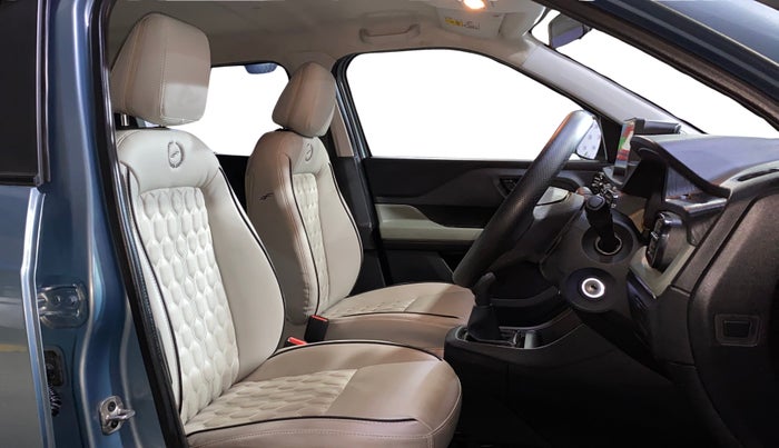 2022 Tata PUNCH ADVENTURE MT, Petrol, Manual, 12,008 km, Right Side Front Door Cabin