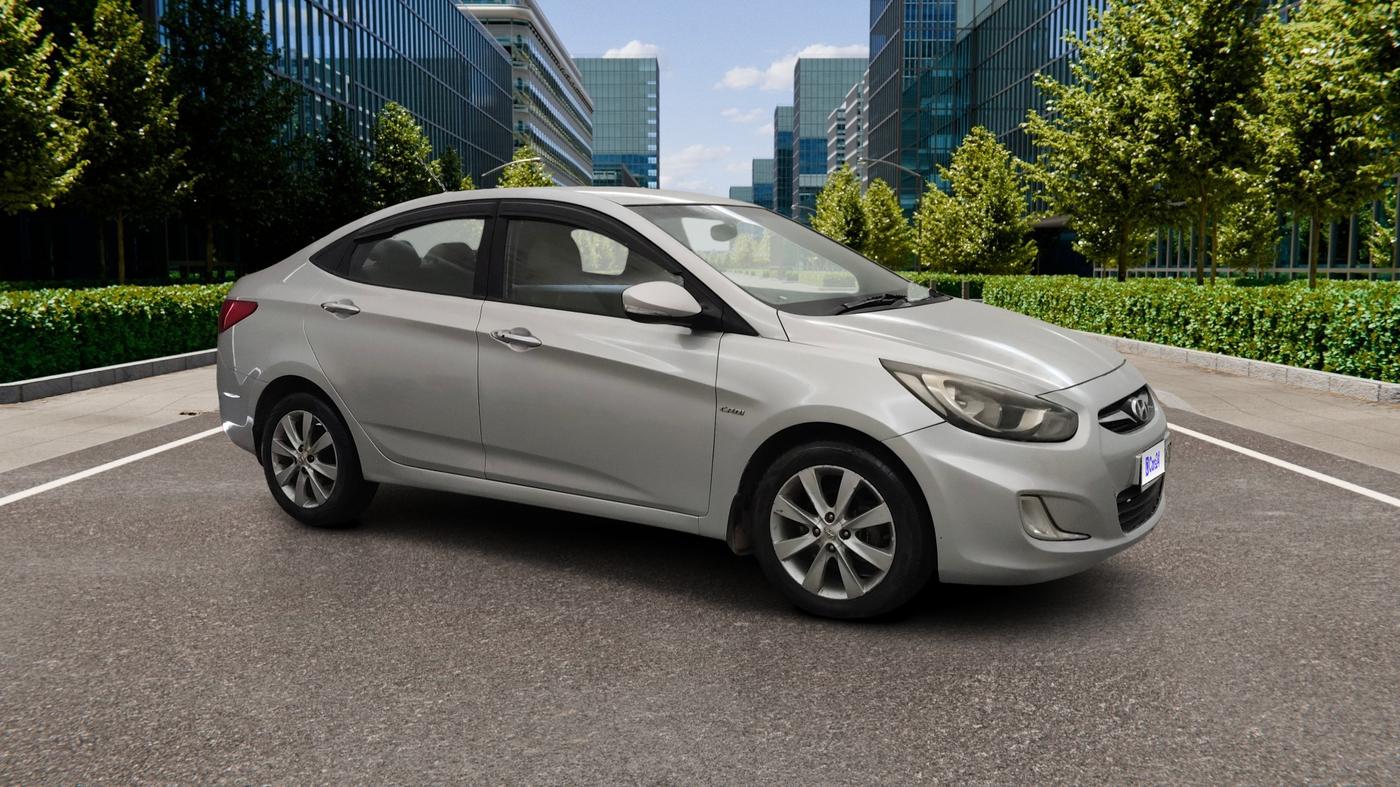 2013 Hyundai Verna FLUIDIC 1.6 CRDI SX, Diesel, Manual, 95,225 km, Right Front Diagonal