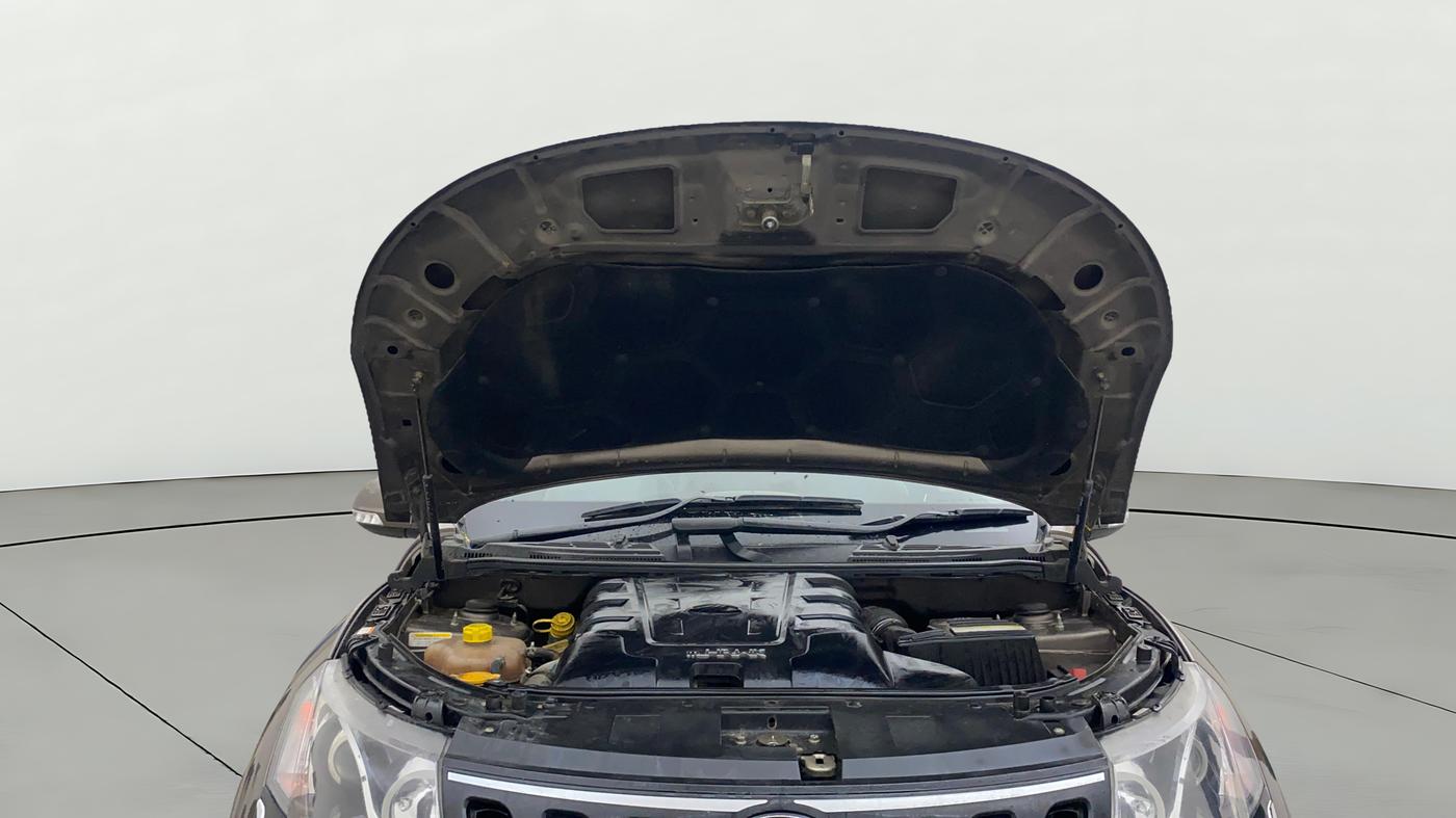 2018 Mahindra XUV500 W10, Diesel, Manual, 55,972 km, Open Bonet