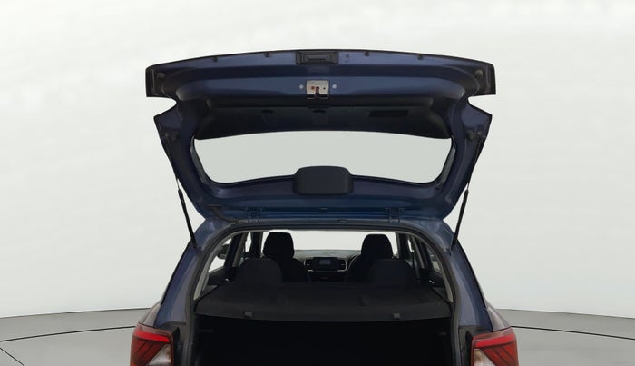 2021 Hyundai VENUE S 1.2, Petrol, Manual, 66,300 km, Boot Door Open