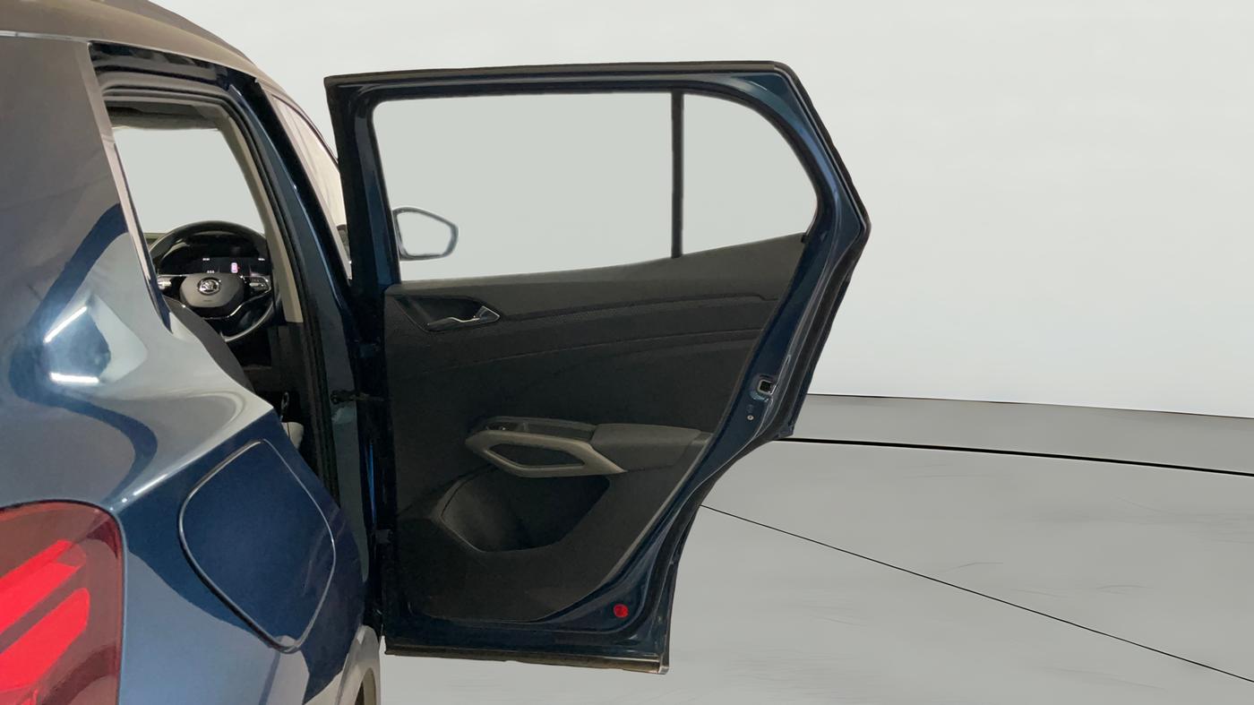 2025 Skoda Kylaq Signature Plus, Petrol, Manual, 7,939 km, RHS Rear Door