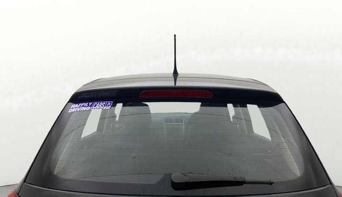 2015 Volkswagen Polo HIGHLINE1.5L, Diesel, Manual, 1,43,737 km, Rear Windshield